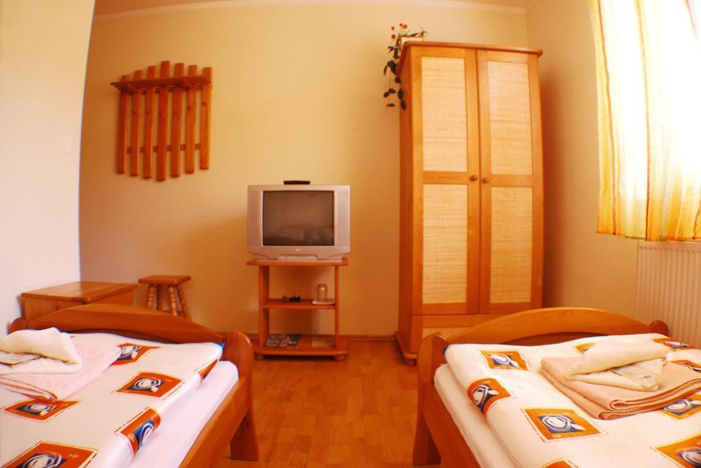 Penzion Majak Banská Bystrica Rom bilde